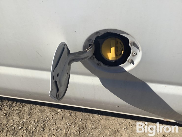 2013-ford-e250-image-14