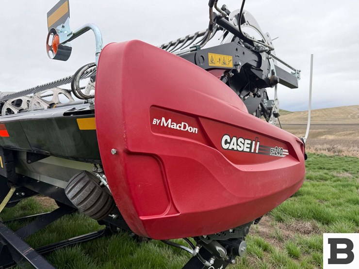 2023-mac-don-fd240-image-40