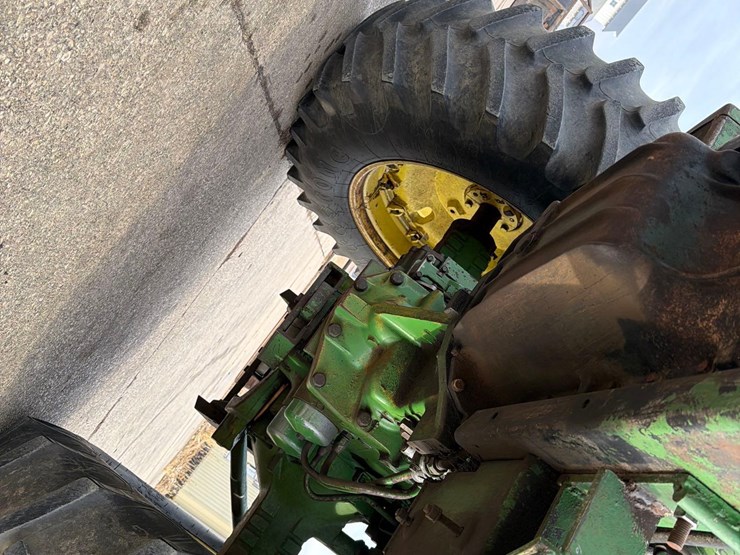 john-deere-4630-image-42