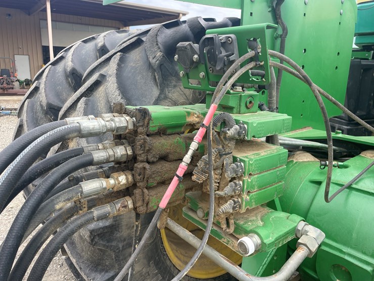 2011-john-deere-9430-image-30