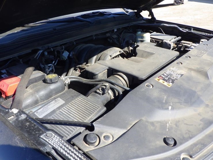 2020-chevrolet-tahoe-image-11