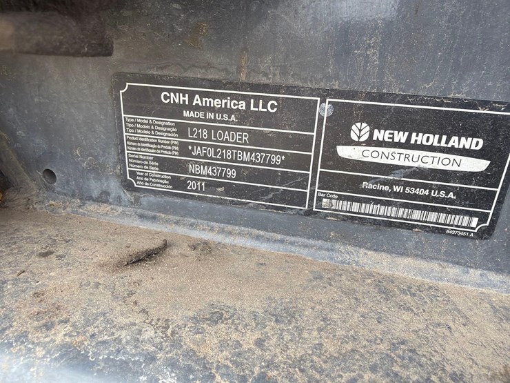 2011-new-holland-l218-image-22