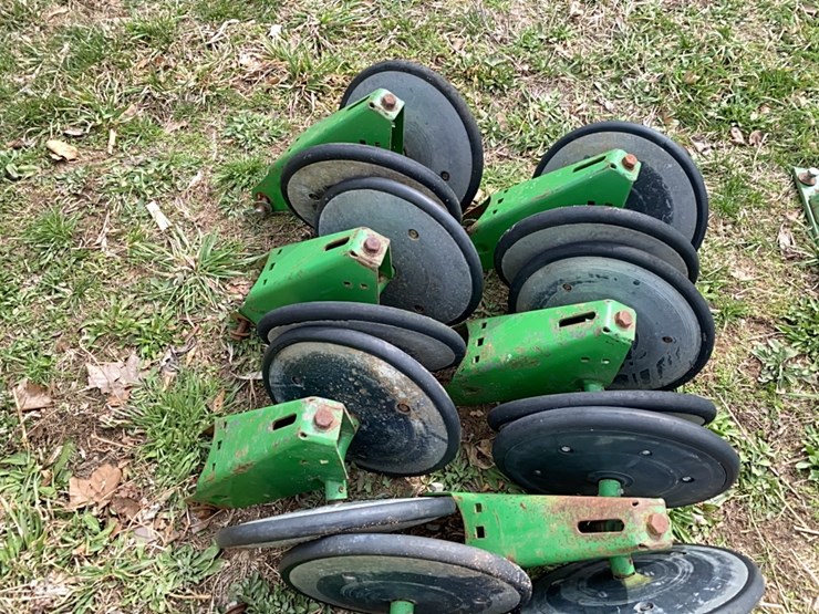 john-deere-7000-image-3