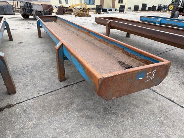 20ft-metal-feed-bunk-image-1