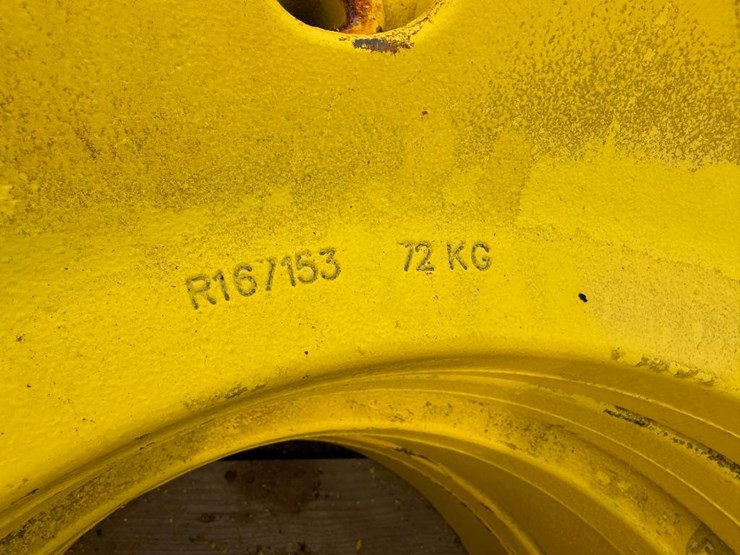 john-deere-8320-image-8