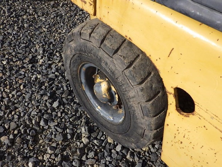 caterpillar-v40c-image-13