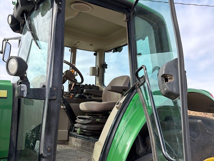 john-deere-7420-image-26