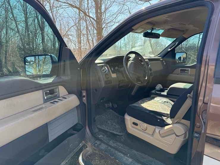 2011-ford-f150-image-19