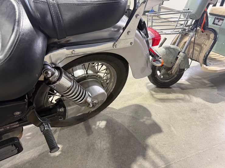 #56-•-2005-kawasaki-vulcan-vn1500n4-motorcycle-jkbvnan185a020843-inv#-43319-image-8