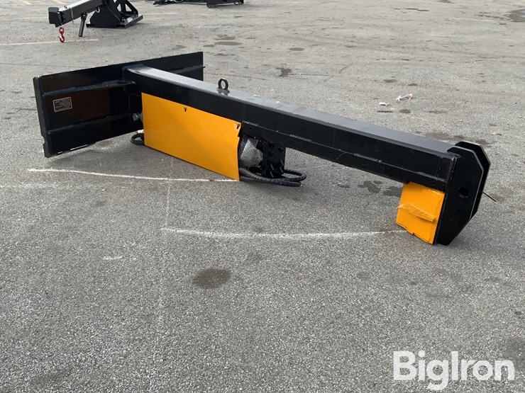 2025-massey-ferguson-730-image-3