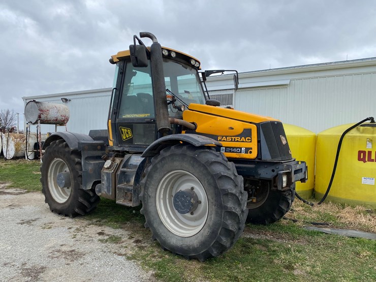 jcb-fast-trac-2140-image-9