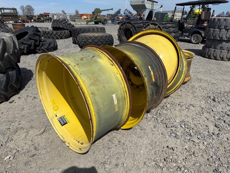 john-deere-20-image-3