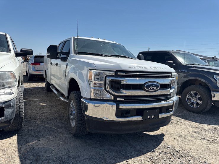 2022-ford-f250-image-2