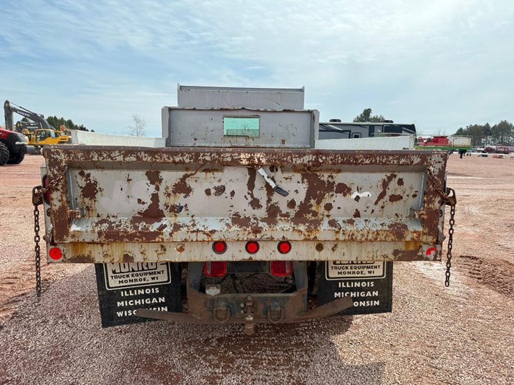 #205-•-lot-205-image-21