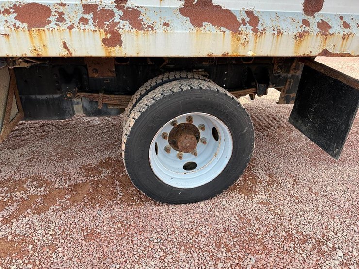 #205-•-lot-205-image-7