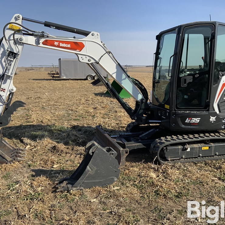2023 BOBCAT E35i