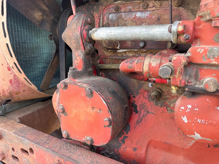 #75-•-mccormick-farmall-450-tractor-933-inv#-42875-image-33