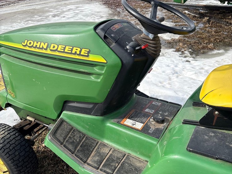 john-deere-345-image-7