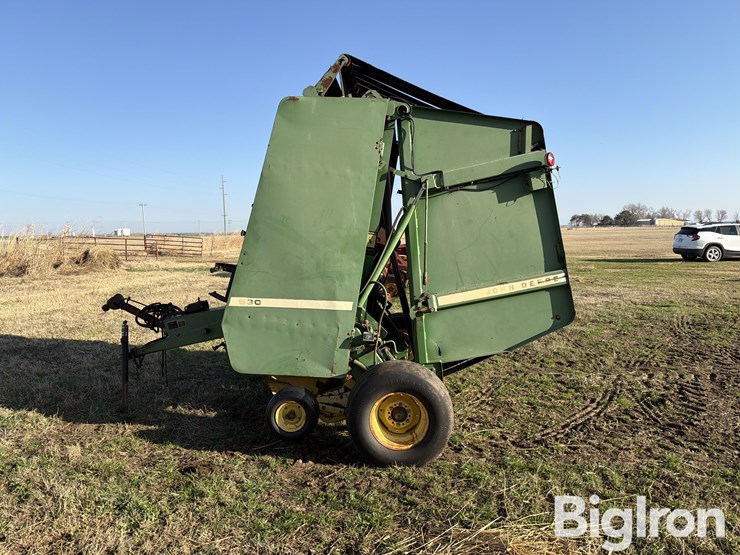 john-deere-530-image-8