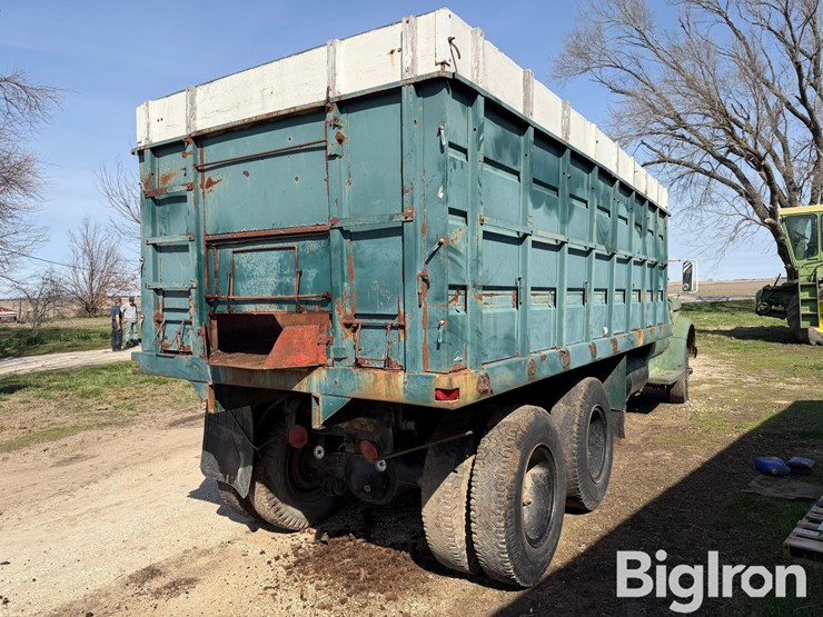 1968-chevrolet-c60-image-5