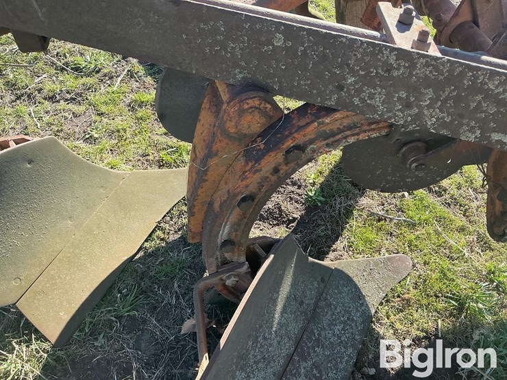 2-bottom-plow-image-15