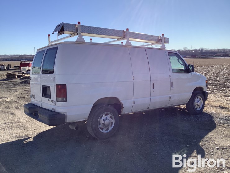 2013-ford-e250-image-5
