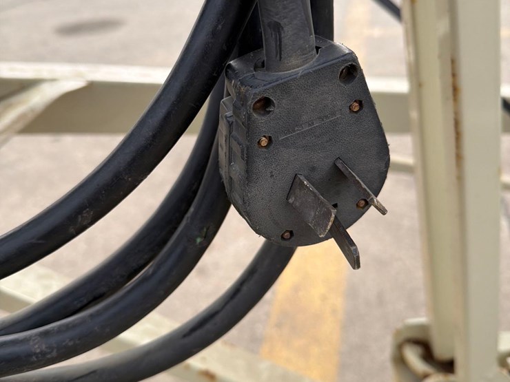 buhler-farm-king-1034-image-14