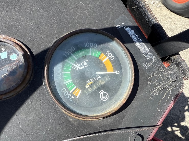 massey-ferguson-230-image-27