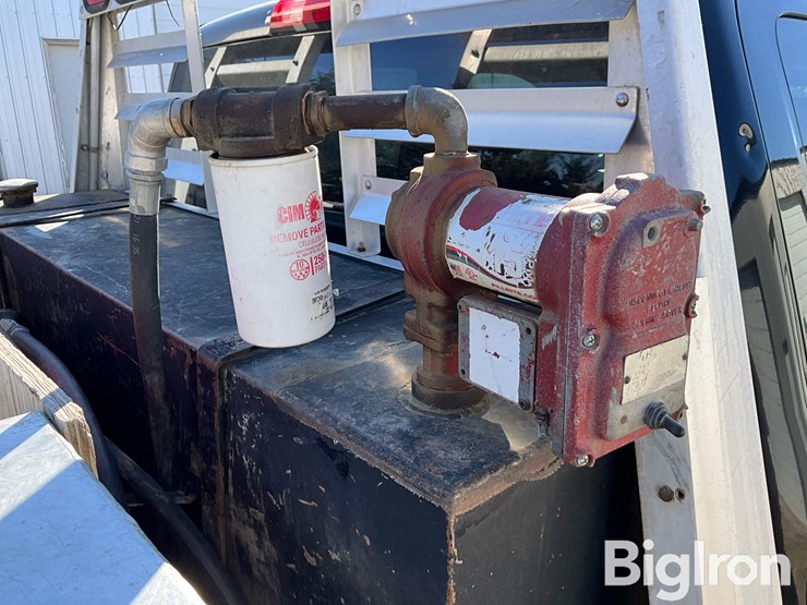 2015-chevrolet-silverado-2500hd-image-19