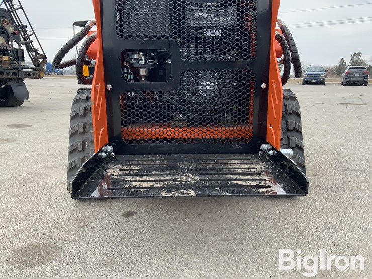 2025-massey-ferguson-730-image-18