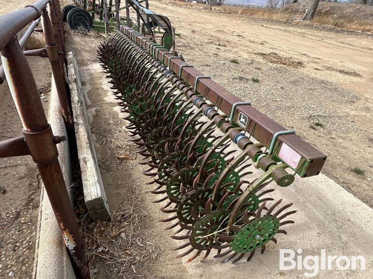 john-deere-400-image-5