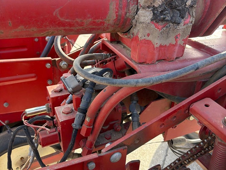 international-800-image-40