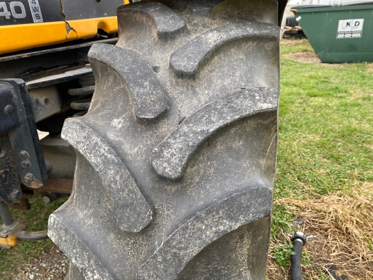 jcb-fast-trac-2140-image-51