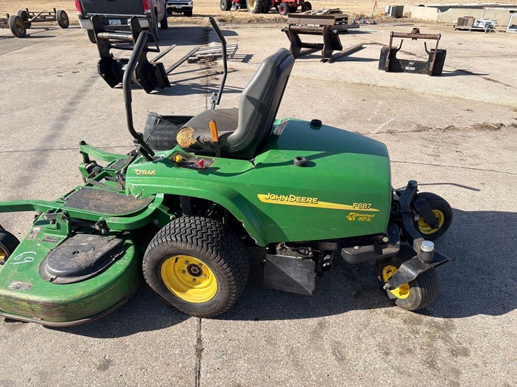 john-deere-f687-image-12