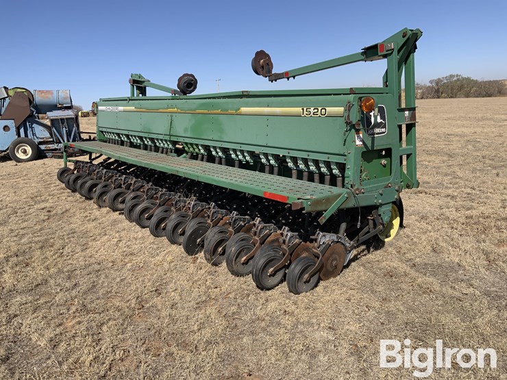 john-deere-1520-image-5