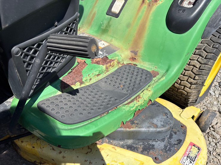 john-deere-l120-image-17