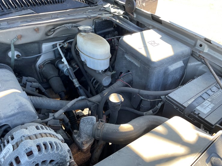 2005-chevrolet-3500-image-20