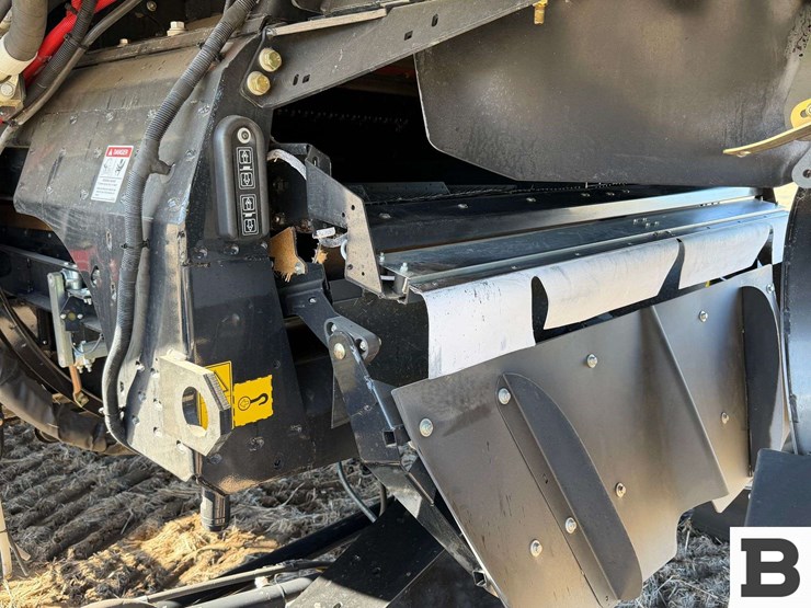 2025-case-ih-8260-image-42