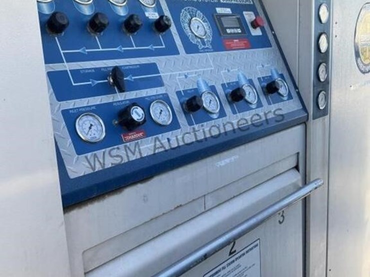 comp-air-breathing-air-unit-w/-bauer-compressor-image-7