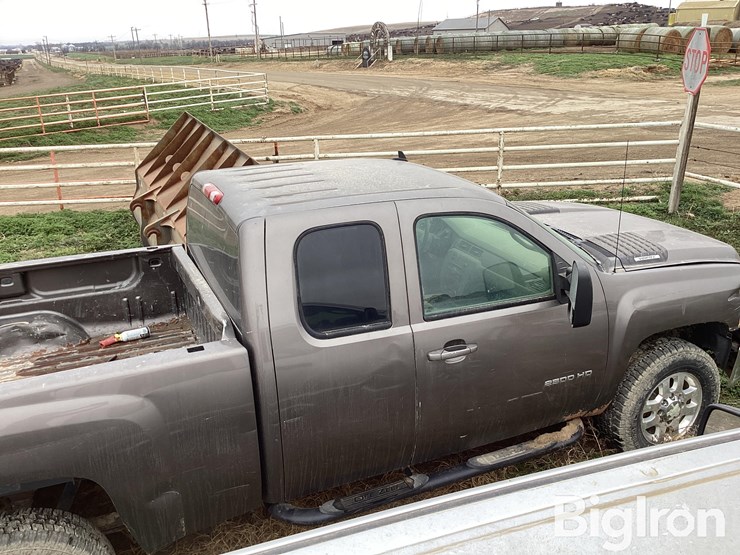 2012-chevrolet-2500-image-4