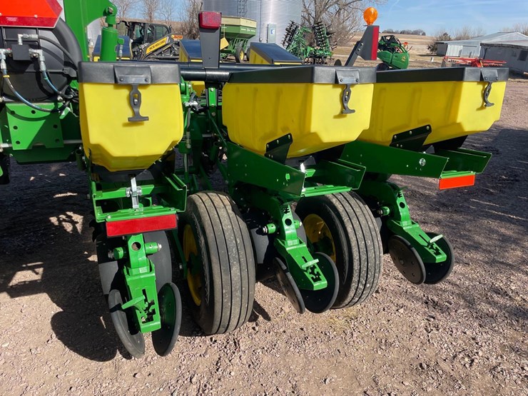 2012-john-deere-1760-image-6