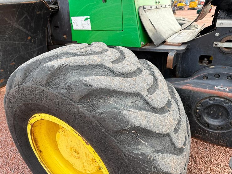 deere-1270e-image-12