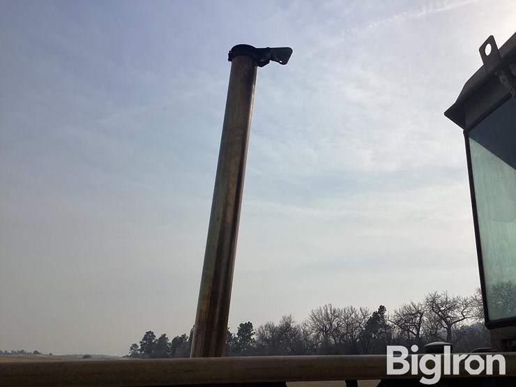 1979-white-2-105-image-17