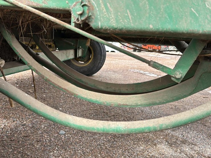 john-deere-328-image-21