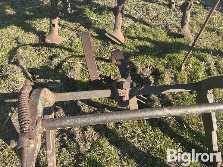 34-261-front-mount-field-cultivator-image-14