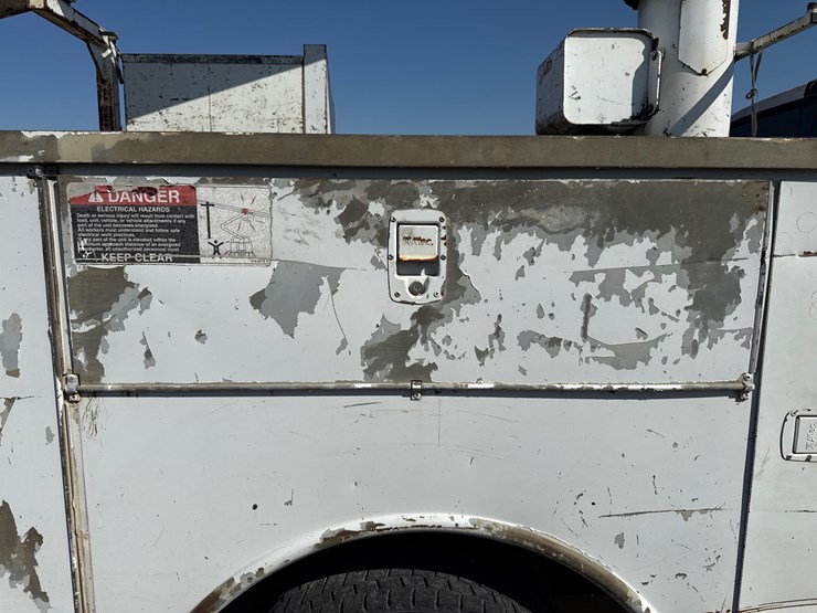 2007-ford-f550-image-29