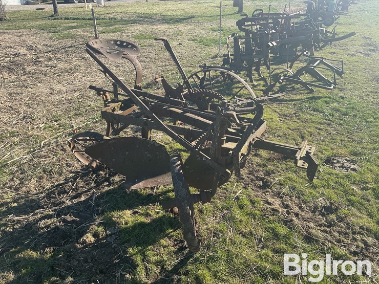 1-bottom-plow-image-3