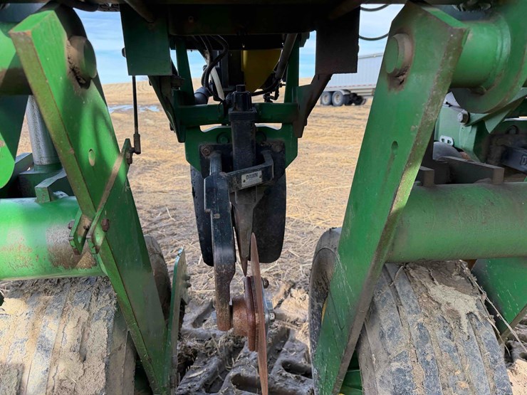 2011-john-deere-1770nt-ccs-image-16