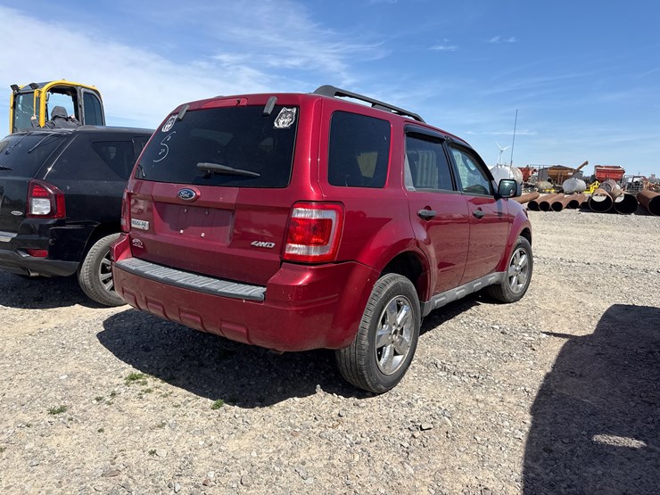 2009-ford-escape-xlt-image-3