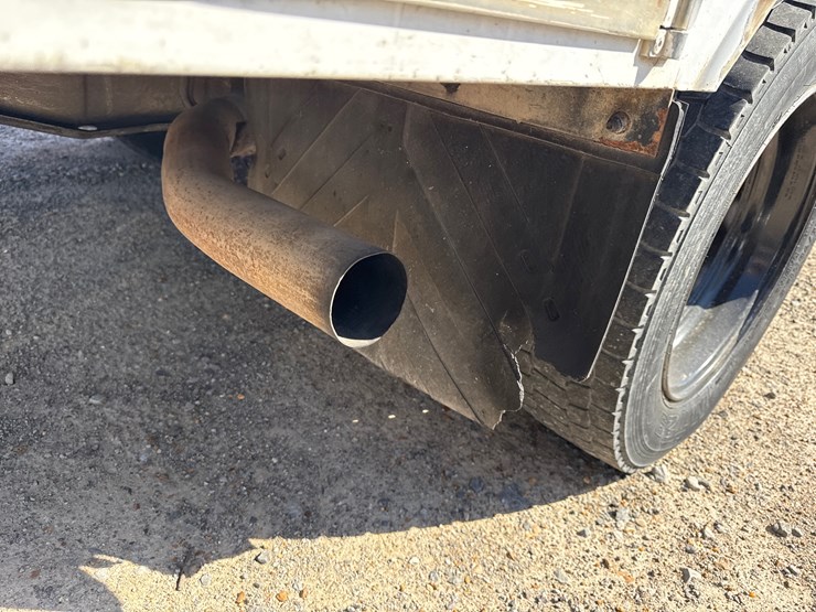 2007-ford-f550-image-27